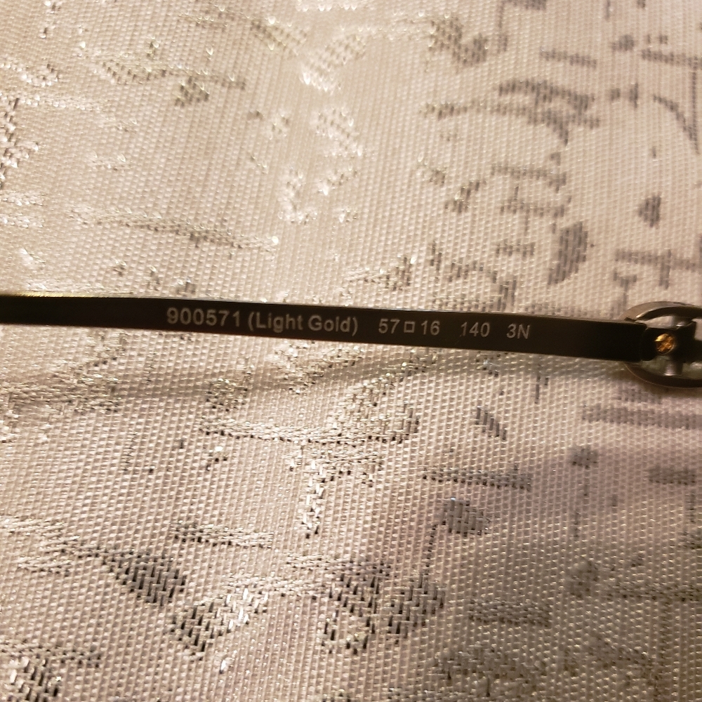 New Coach Sunglasses - Picture 10 of 11